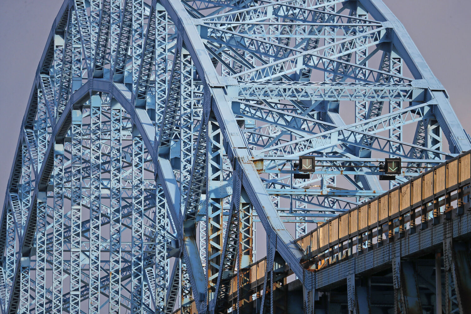 Center span